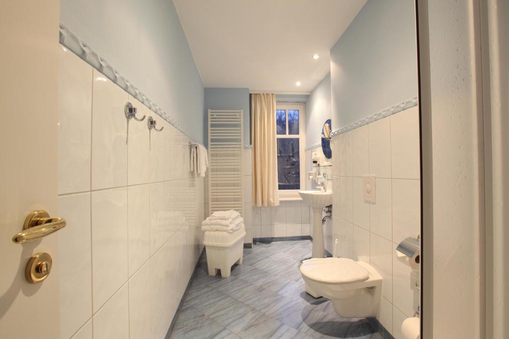 Schlosshotel 4* Ralswiek